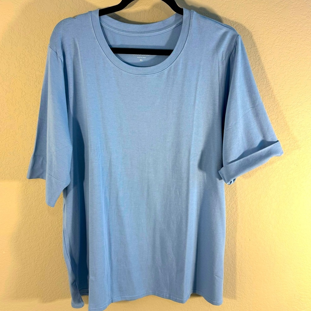 Cuddl duds tee shirt